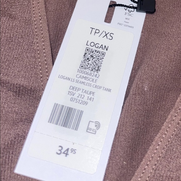 Dynamite Women’s Long Sleeve Crop Top - Picture 3 of 3